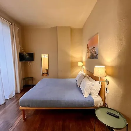 בית הארחה Mama 3*