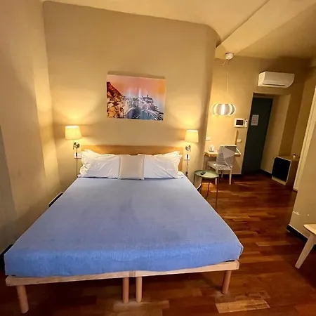 Πανσιόν Mama 3*